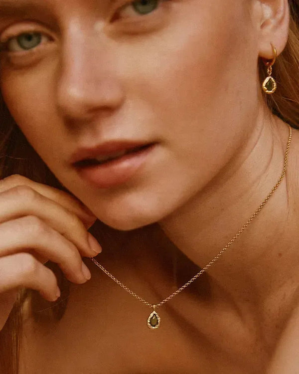 agapee-lysia-dark-green-necklace
