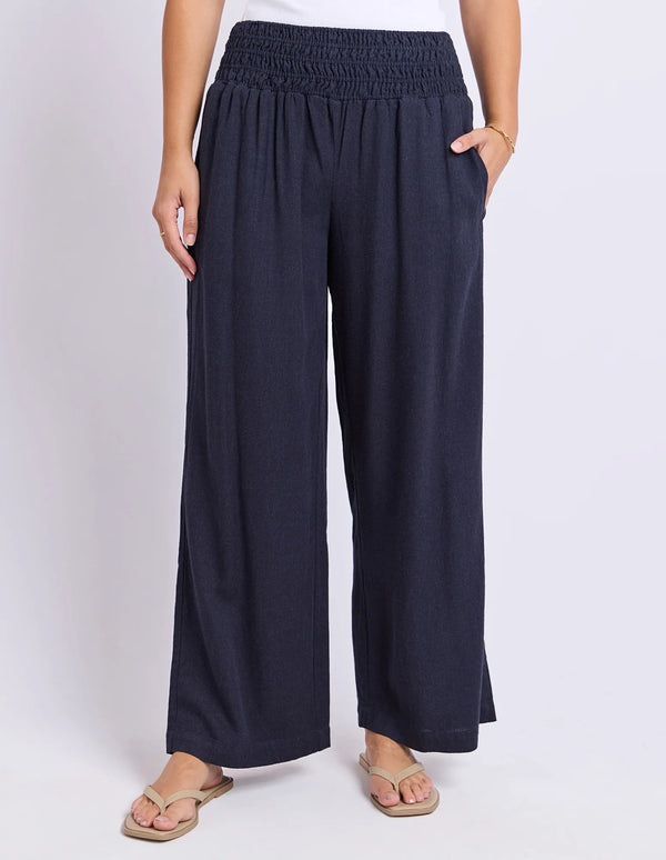 Amie Pant - Dark Sapphire