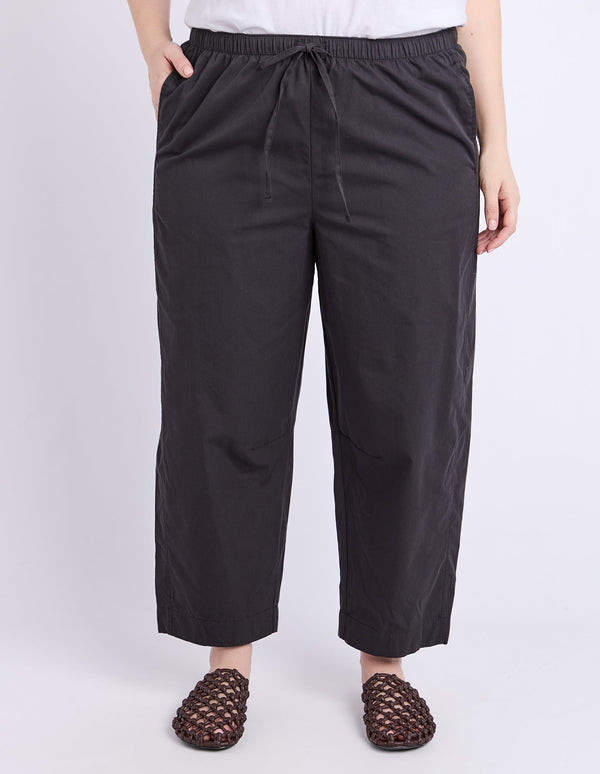 elm-lifestyle-lund-barrel-leg-pant-black