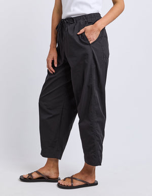 elm-lifestyle-lund-barrel-leg-pant-black