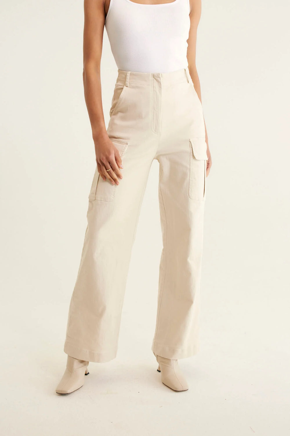 woman wearing white top, Whitney Cotton Drill Pant - Pebble and outer jacket in pebble