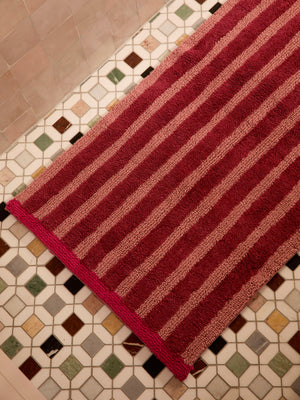 bonnie-neil-stripe-burgundy-long-bath-mat