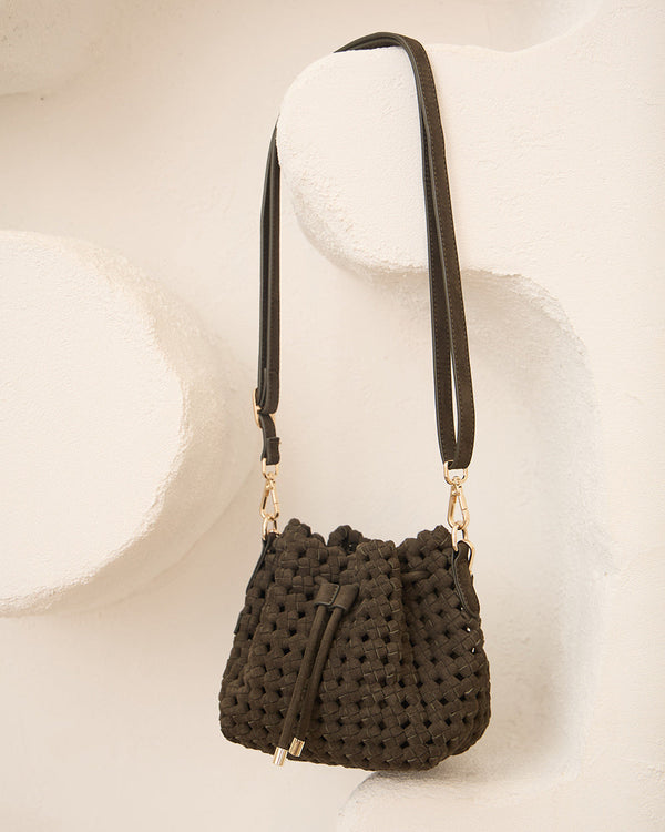 elms-and-king-box-weave-bucket-khaki