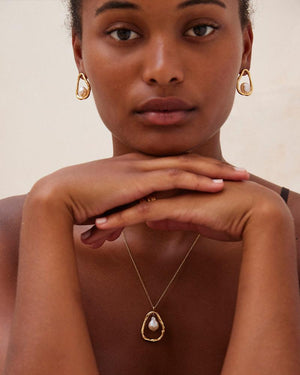agapee-ostuni-necklace