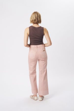 kireina-charlie-jean-musk-pink