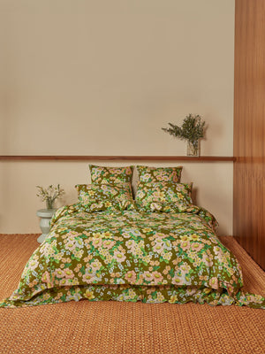 bonnie-neil-buttercup-olive-quilt-cover
