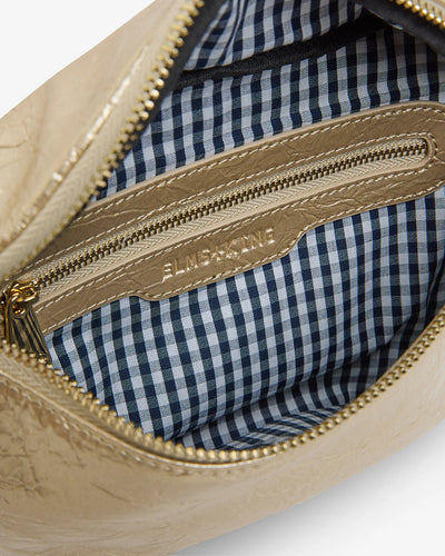 Closer look to the open Alamo Sling - Light Gold Crinkle