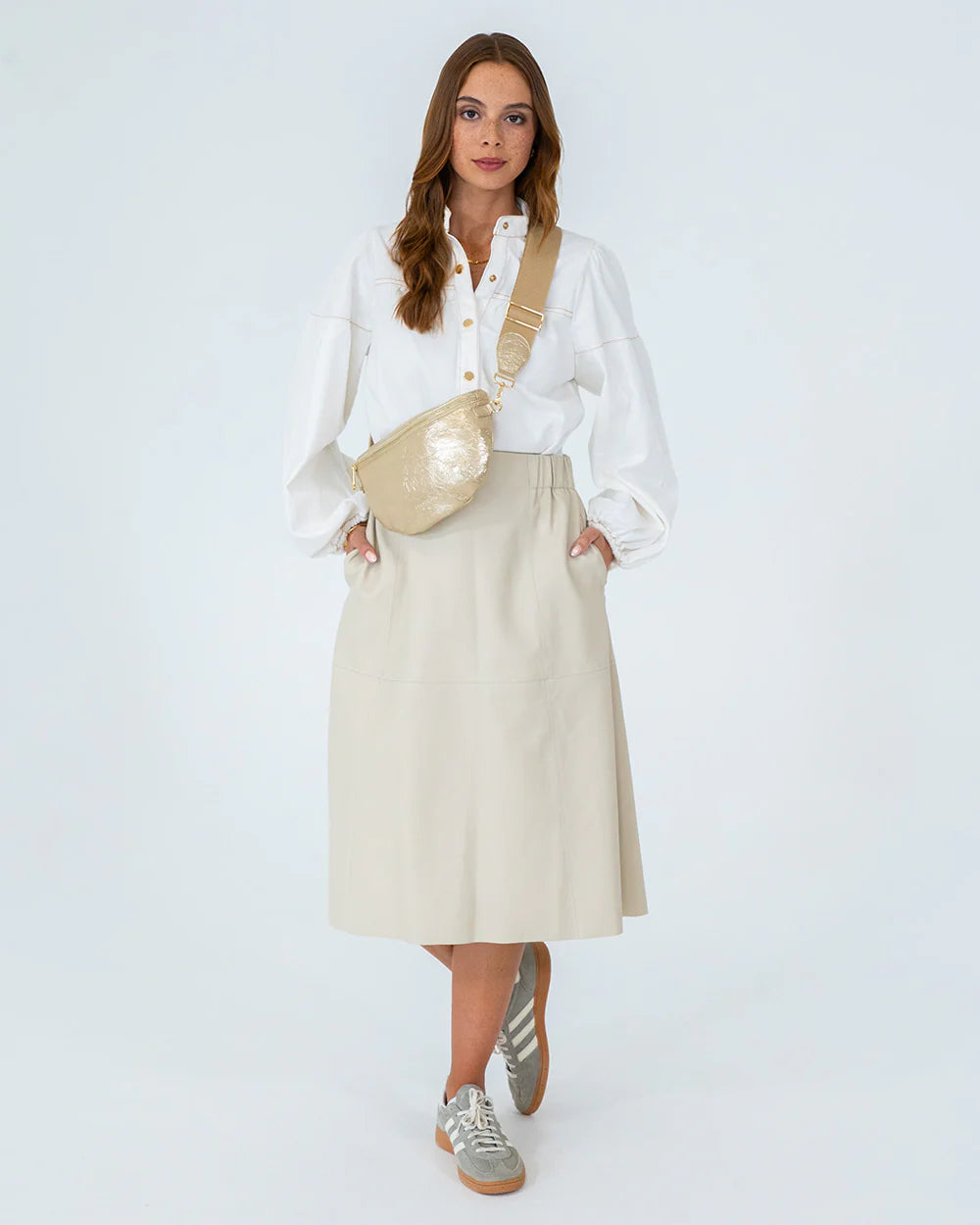 woman wearing Alamo Sling - Light Gold Crinkle