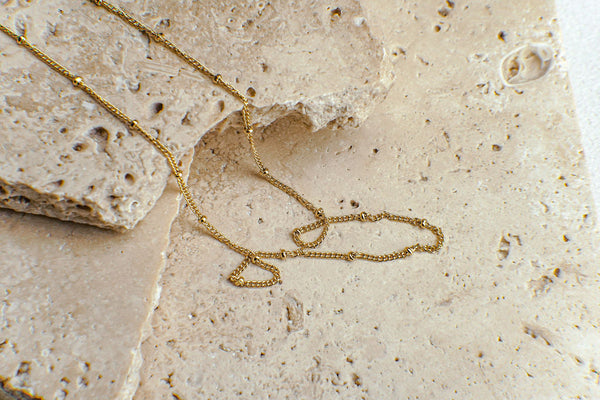 faya-co-fable-beaded-gold-chain-necklace
