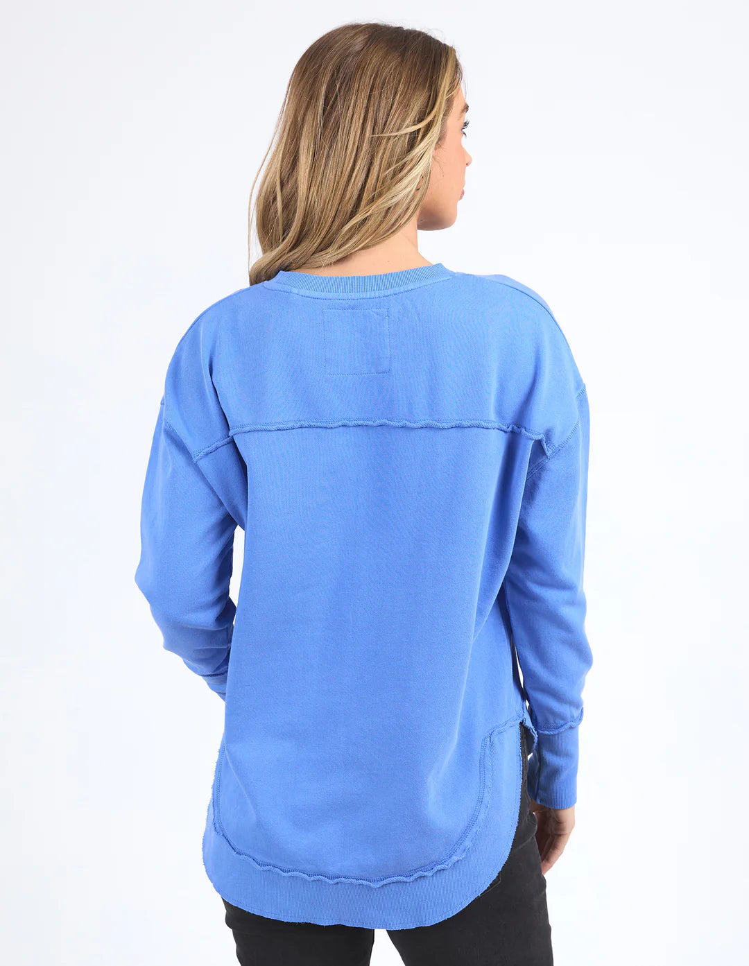Woman facing the back Simplified Crew - Cobalt