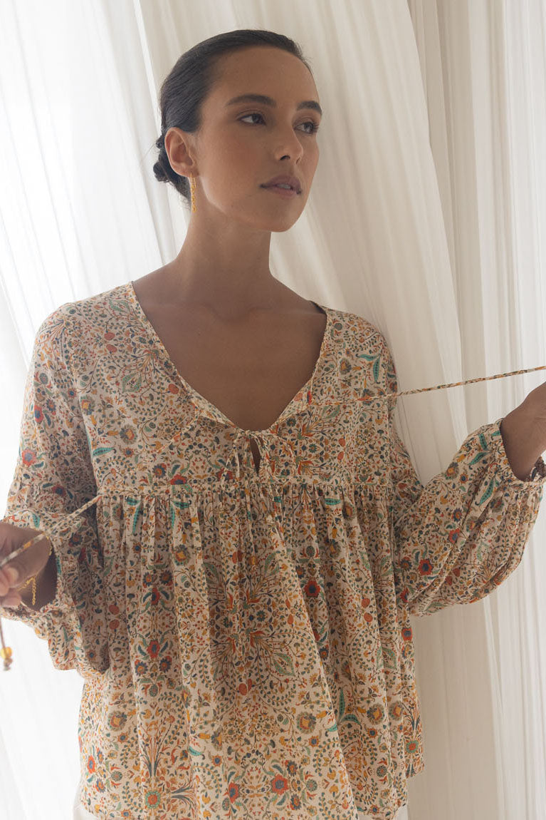 humidity-lifestyle-lara-blouse-almond-print