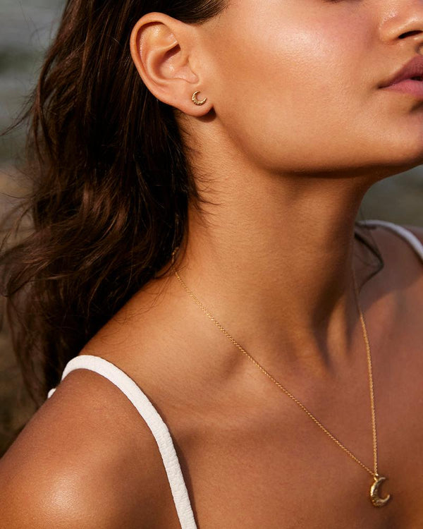 agapee-artemis-necklace
