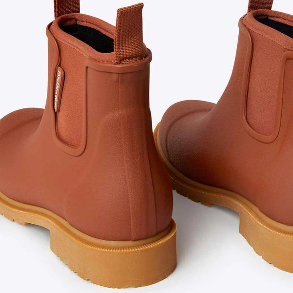 closer look to Bobbi Boot - Rust back side