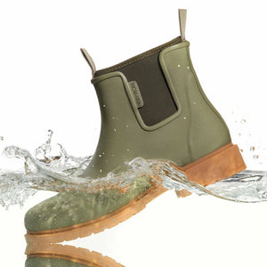 Bobbi Boot - Khaki in water
