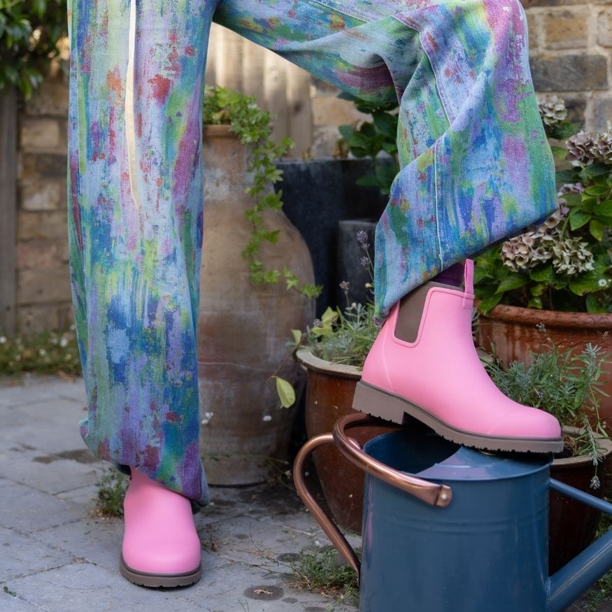 merry-people-bobbi-boot-musk-pink