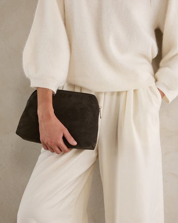 elms-and-king-oakleigh-pouch-khaki