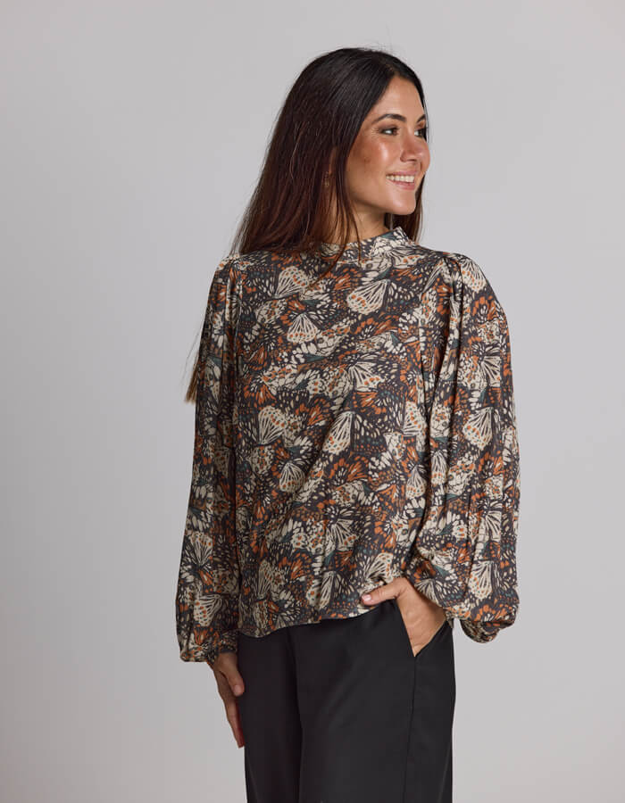 Bowery Blouse - Wings