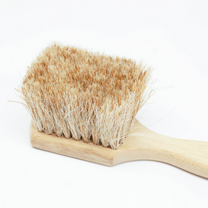 sande-kids-sand-brush