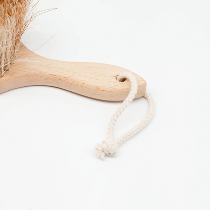 sande-kids-sand-brush