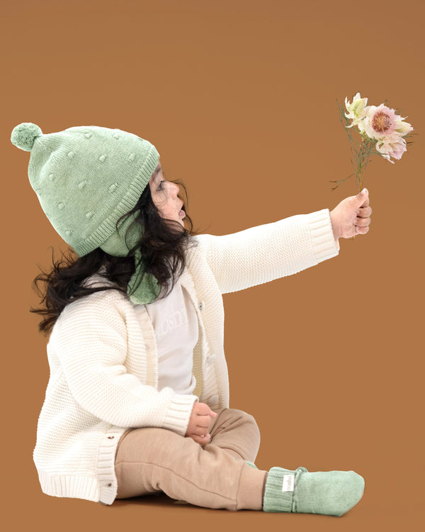 kid wearing Organic Booties Marley - Matcha