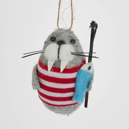florabelle-herman-the-sea-lion-hanging-tree-decoration