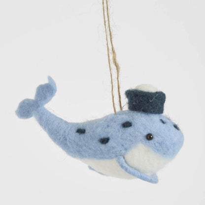 florabelle-moby-the-whale-hanging-tree-decoration