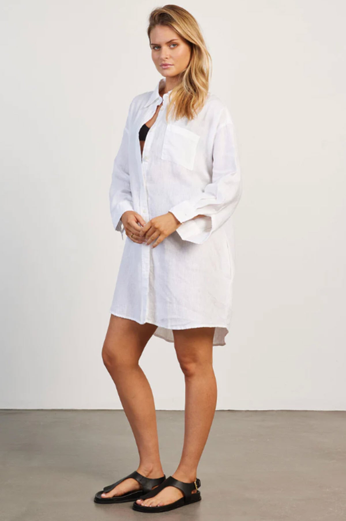 woman wearing Hampton Linen Beach Dress - White