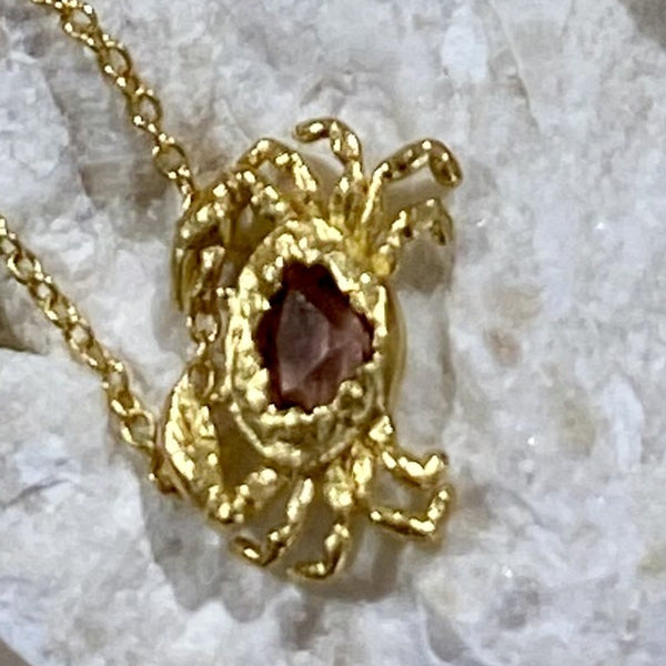 Agapee Crabi Necklace