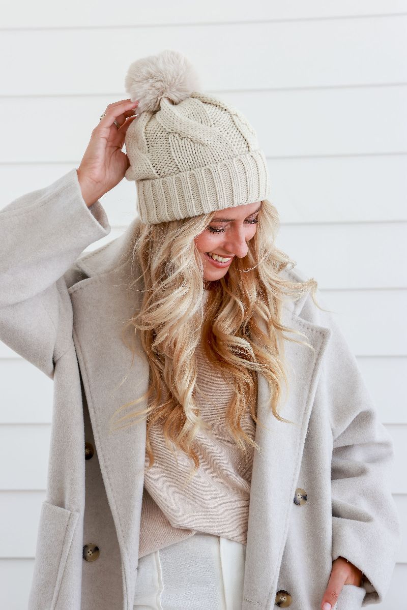 Beanie with Pom Pom - Oatmeal