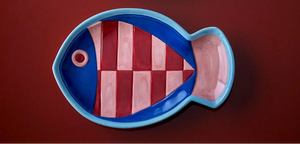 Willy Plate - Pink/Blue Stripe