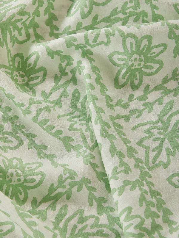 Daisy Sage Standard Pillowcases