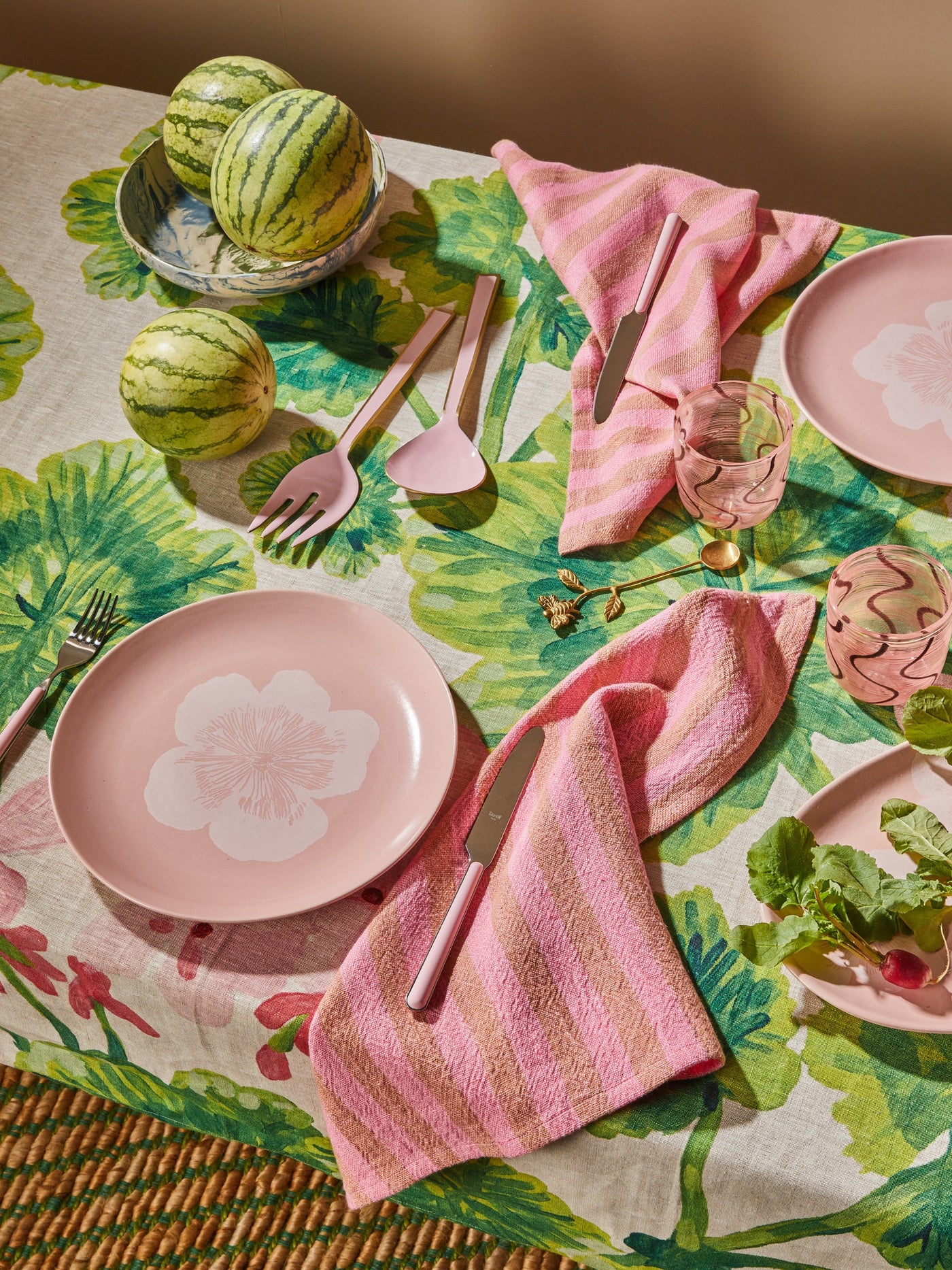 Geranium Multi Tablecloth