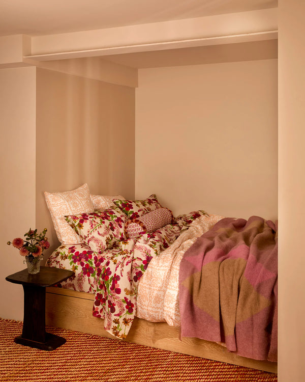 Mohair Geometric Throw - Pink
