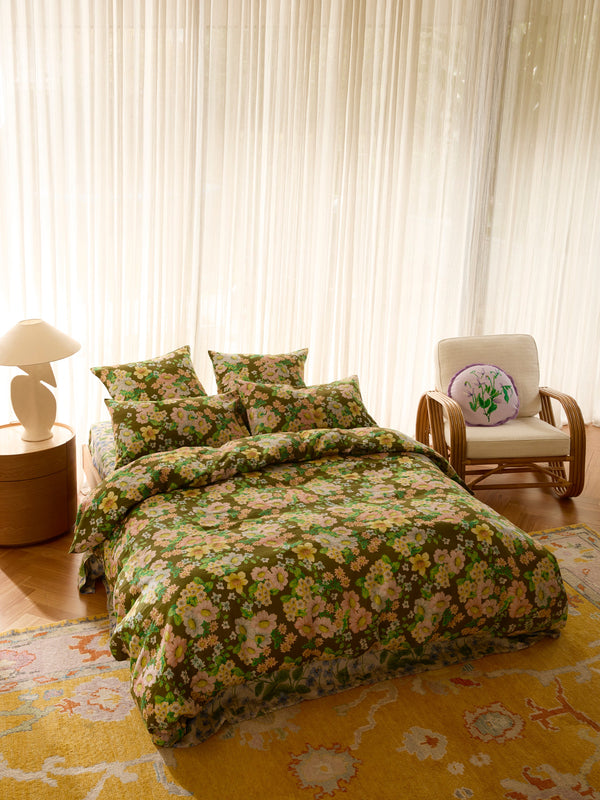 bonnie-neil-buttercup-olive-quilt-cover