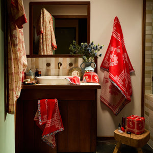 sage-x-clare-bonny-bath-range-poppy