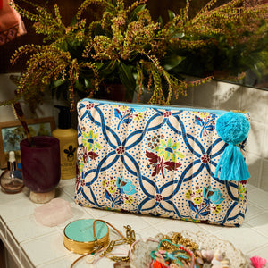 sage-x-clare-norali-quilted-cosmetic-bag-ecru