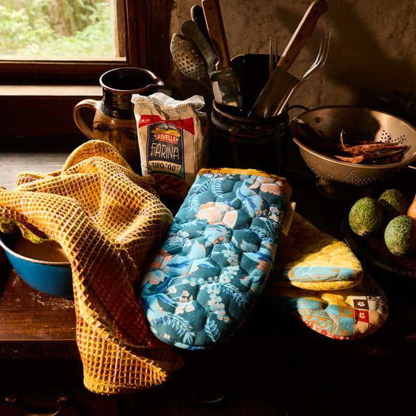 sage-and-clare-indiana-oven-mitt-set