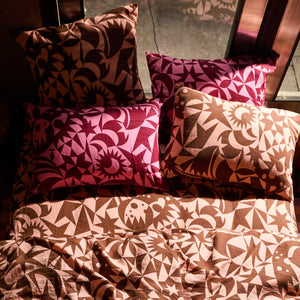 sage-x-clare-nora-linen-pillowcase-set-carnelian-standard