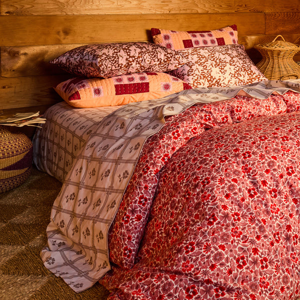 sage-x-clare-magnolia-cotton-quilt-cover-poppy