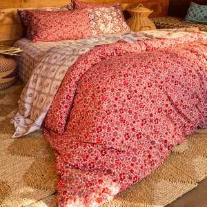 sage-x-clare-magnolia-cotton-quilt-cover-poppy