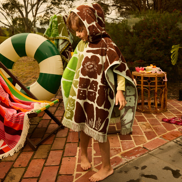 sage-x-clare-jolene-hooded-towel-fluorite