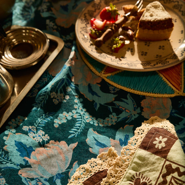 sage-and-clare-sierra-table-cloth