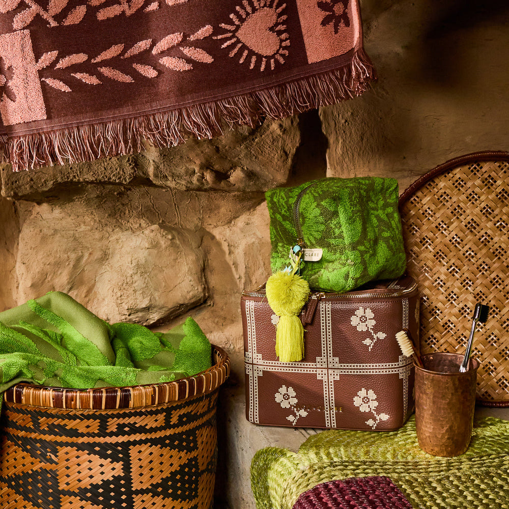 sage-x-clare-indiana-terry-pouch-cactus-green