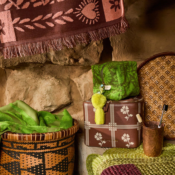 sage-x-clare-indiana-terry-pouch-cactus-green