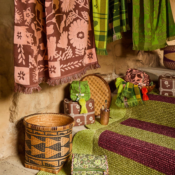 sage-x-clare-indiana-terry-pouch-cactus-green