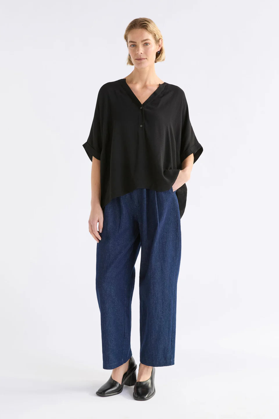 Omia Top - Black