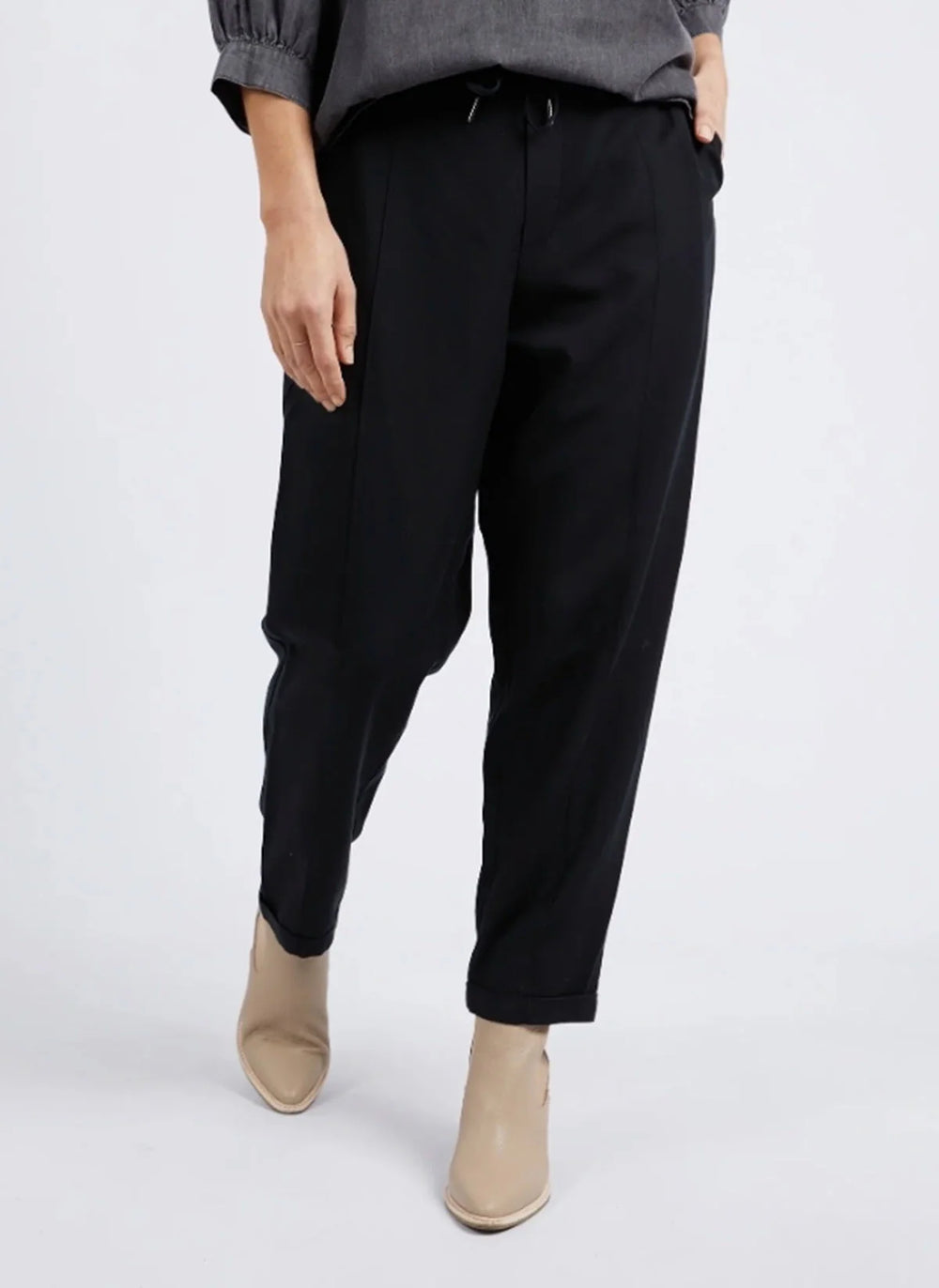 Larissa Pant - Black