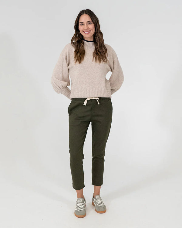 woman wearing Steward Knit - Oatmeal and khaki bottoms