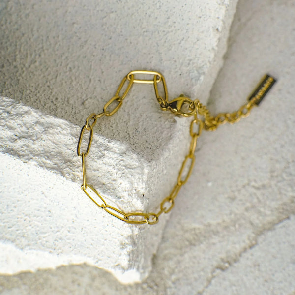 Uma Gold Chain Bracelet