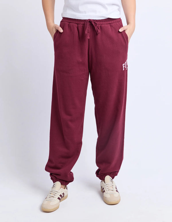 Intention Trackpant - Port